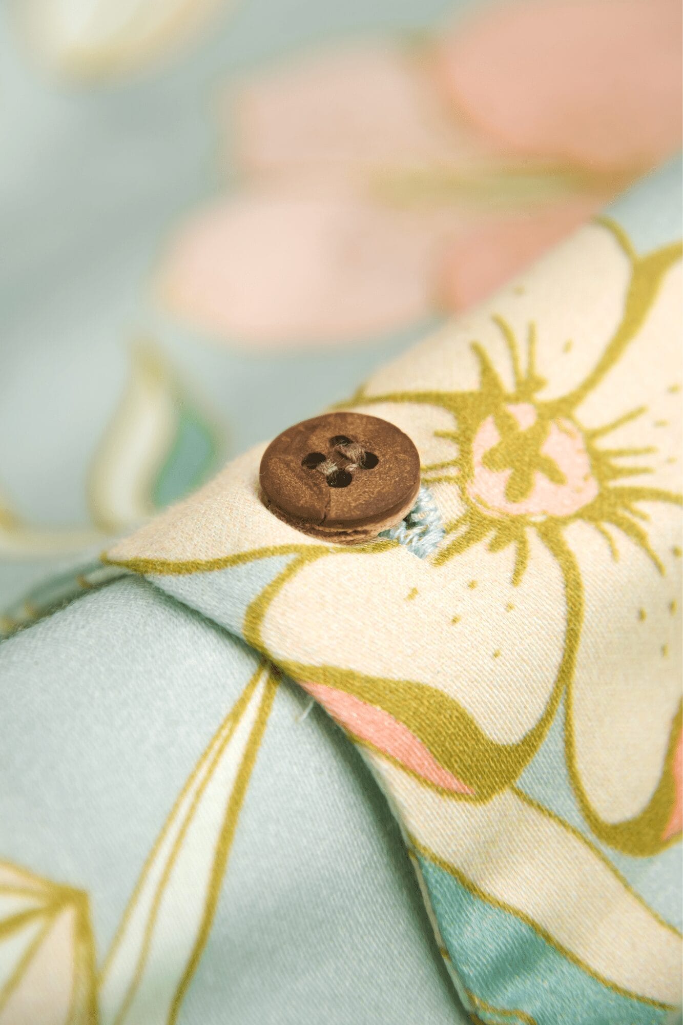 Hawaiian Print Shirt for Men - Image 5